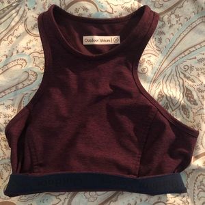 Outdoor voices maroon crop